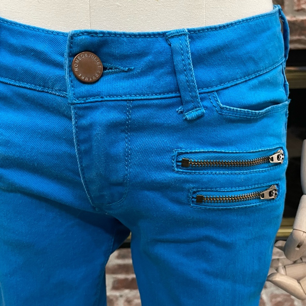 Romeo & Juliet Couture bright blue denim moto jeans / 24 / Excellent condition - Picture 5 of 16